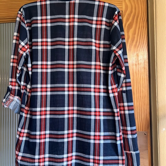 G Collection plaid button down shirt - Picture 6 of 8